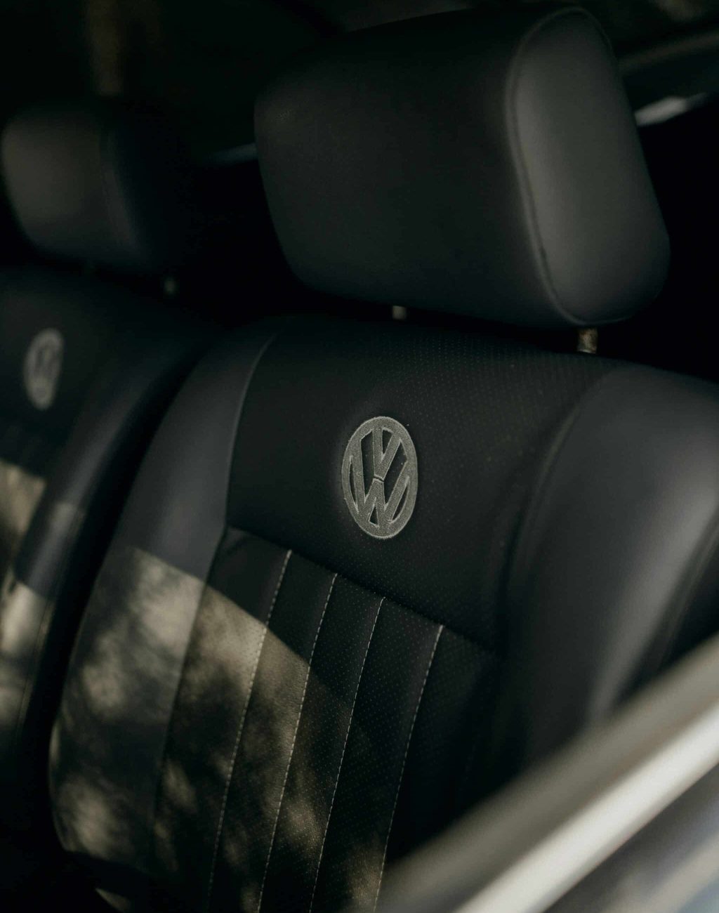 transporter-van-volkswagen-embases-pivotantes